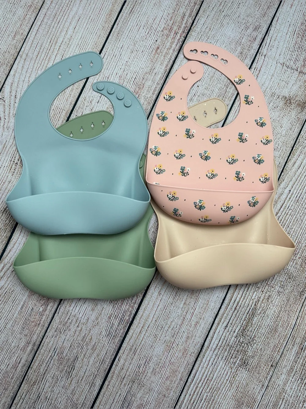 Baby feeding Bibs